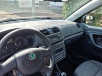 Gebraucht Skoda Fabia Ambiente 86 PS (63 kW) 2010 Silber Kleinwagen