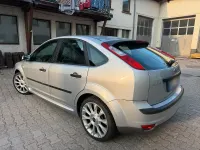 Gebraucht Ford Focus 101 PS (74 kW) 2006 Silber Limousine