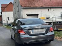 Gebraucht Mercedes E220 AMG line 194 PS (142 kW) 2016 Limousine