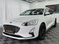 Gebraucht Ford Focus Cool & Connect 125 PS (91 kW) 2019 Weiß Kombi