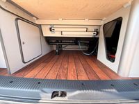 Gebraucht VW Transporter 102 PS (75 kW) 2018 Weiß Van