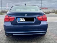 Gebraucht BMW 320 Efficient Dynamics 163 PS (119 kW) 2011 Blau Limousine