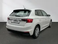 Gebraucht Skoda Fabia Active 65 PS (47 kW) 2023 Weiß Limousine