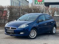 Gebraucht Fiat Bravo Lounge 120 PS (88 kW) 2013 Blau Kleinwagen