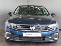 Gebraucht VW Passat GTE 218 PS (160 kW) 2020 Aquamarinblau metallic Kombi
