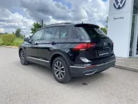 Gebraucht VW Tiguan Life 150 PS (110 kW) 2023 Schwarz SUV