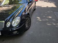 Gebraucht Mercedes E220 170 PS (125 kW) 2007 Schwarz Limousine