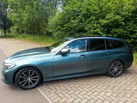 Gebraucht BMW 320 Sport Line 190 PS (139 kW) 2020 Grün Kombi