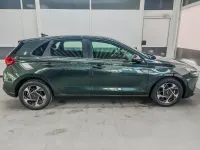 Neu Hyundai i30 Style 150 PS (110 kW) 2025 Cypress green t2p Limousine