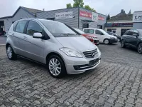 Gebraucht Mercedes A160 95 PS (69 kW) 2012 Polarsilber  metalliclack Kleinwagen