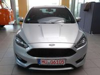 Gebraucht Ford Focus ST-Line 150 PS (110 kW) 2018 Polarsilber metallic Kleinwagen