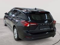 Gebraucht Ford Focus Cool & Connect 120 PS (88 kW) 2023 Agate black metallic Kombi