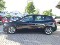 Gebraucht Mercedes B180 136 PS (100 kW) 2019 Schwarz metallic Kleinwagen
