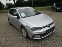 Gebraucht VW Golf VIII Life 110 PS (80 kW) 2021 Silber Kombi