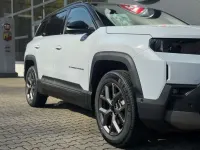 Neu Jeep Compass 145 PS (106 kW) 2026 Antarctica white SUV