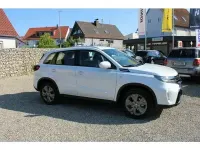 Neu Suzuki Vitara Club 129 PS (94 kW) 2025 Weiss SUV