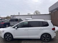 Gebraucht VW Touran Highline 150 PS (110 kW) 2021 Pure white Van / Kleinbus