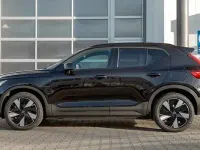 Używany Volvo EX40 Plus 185 kW (252 KM) 2025 Czarny SUV