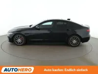 Gebraucht Jaguar XE R-Dynamic 250 PS (183 kW) 2021 Schwarz Limousine
