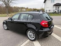 Gebraucht BMW 116 Advantage 116 PS (85 kW) 2011 Schwarz Kleinwagen