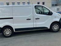 Gebraucht Nissan NV300 145 PS (106 kW) 2019 Glacier white (s) Van