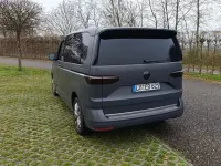 Gebraucht VW Multivan Style 150 PS (110 kW) 2022 Grau Van / Kleinbus