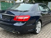 Gebraucht Mercedes E350 AMG line 265 PS (194 kW) 2010 Blau Limousine