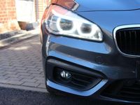 Second-hand BMW 220 Basis 190 CP (139 kW) 2015 Gri Break
