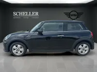 Gebraucht Mini Cooper 136 PS (100 kW) 2023 Midnight black ii Kleinwagen