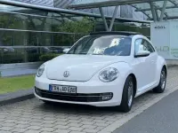 Gebraucht VW Beetle Design 105 PS (77 kW) 2012 Weiß Kleinwagen