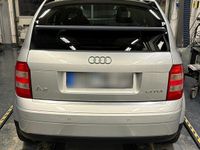 Gebraucht Audi A2 Basis 75 PS (55 kW) 2003 Silber Kleinwagen