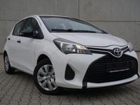 Gebraucht Toyota Yaris 69 PS (50 kW) 2015 Super white 2 Kleinwagen