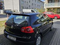 Second-hand VW Golf V 80 CP (58 kW) 2007 Negru Hatchback
