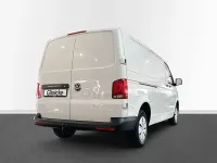 Gebraucht VW Transporter 150 PS (110 kW) 2024 Weiß Van