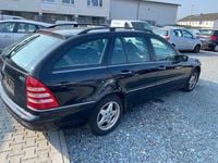 Gebraucht Mercedes C220 150 PS (110 kW) 2006 Obsidianschwarz  metalliclack Kombi