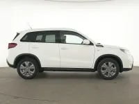 Neu Suzuki Vitara Comfort 102 PS (75 kW) 2025 Weiß SUV