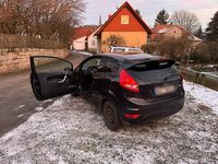 Gebraucht Ford Fiesta 81 PS (59 kW) 2012 Schwarz Kleinwagen