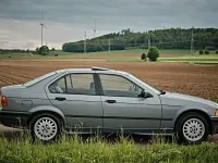 Gebraucht BMW 320 150 PS (110 kW) 1991 Silber Limousine