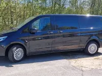 Używany Mercedes Vito 237 KM (174 kW) 2022 Czarny Van