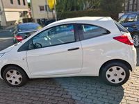 Gebraucht Ford Ka Ambiente 69 PS (50 kW) 2014 Weiß Kleinwagen
