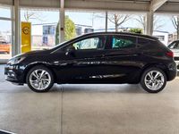 Gebraucht Opel Astra Dynamic 125 PS (91 kW) 2017 Onyx schwarz Limousine