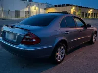 Gebraucht Mercedes E240 177 PS (130 kW) 2005 Blau Limousine