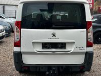 Gebraucht Peugeot TePee 128 PS (94 kW) 2012 Weiß Van / Kleinbus