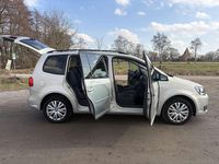 Gebraucht VW Touran 105 PS (77 kW) 2012 Silver leaf metallic Van / Kleinbus