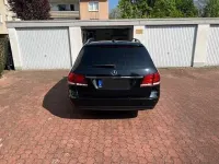Gebraucht Mercedes E200 Elegance 136 PS (100 kW) 2014 Schwarz Limousine