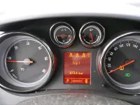Gebraucht Opel Meriva 101 PS (74 kW) 2010 Weiß Van / Kleinbus