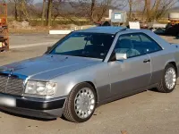 Gebraucht Mercedes 300 220 PS (161 kW) 1992 Silber Coupé