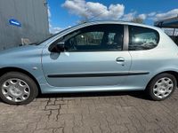 Gebraucht Peugeot 206 75 PS (55 kW) 2005 Silber Kleinwagen