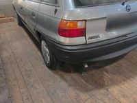 Gebraucht Opel Astra 75 PS (55 kW) 1993 Silber Kleinwagen
