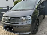 Gebraucht VW Multivan Edition 150 PS (110 kW) 2025 Grau Van